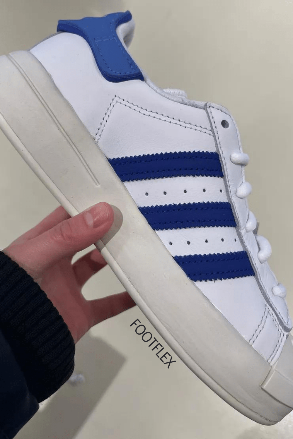 Adidas Superstar Ayoon in&nbsp;Blue