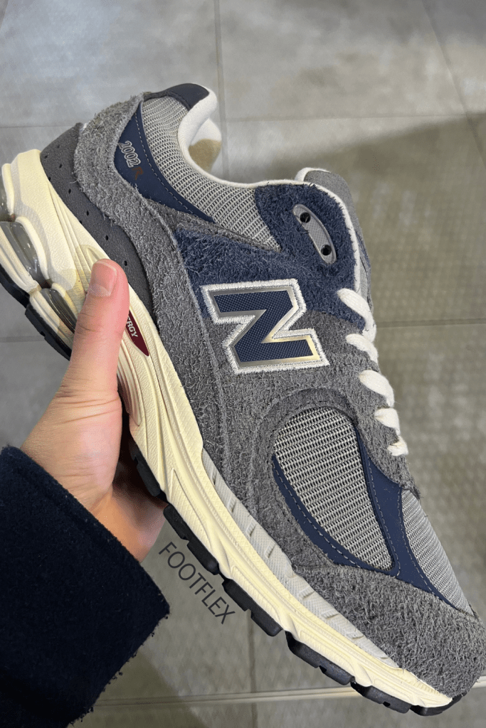 New Balance 2002R in Grey & Navy, Lace Up, Trainers, Velvet, Suede