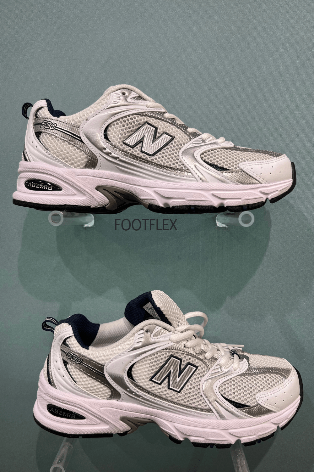New Balance 530 in Silver,&nbsp;Grey