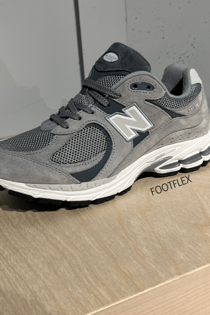 New Balance, 2002R, Grey, lace up, trainers, sneakers, running shoe, outfit of the day, casual style, lifestyle, it girl style, sport shoe, comfy