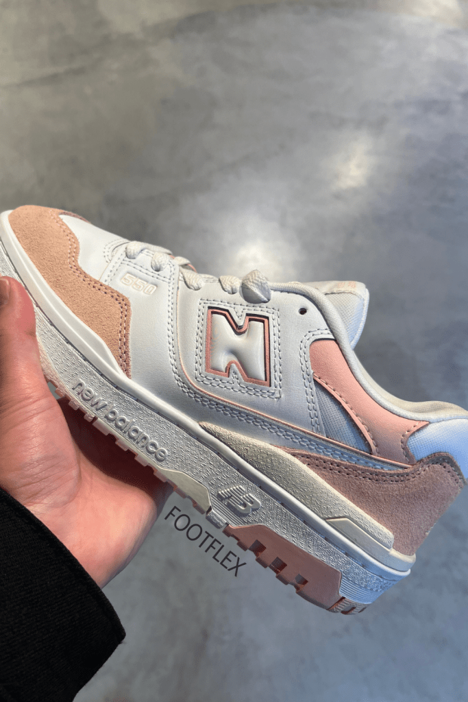 New Balance 550, NB 550, White And Pink Sneaker Style, Classic Kicks, New Balance Love, Shoe Game Strong, Street Style Sneaker head, Fashion Footwear