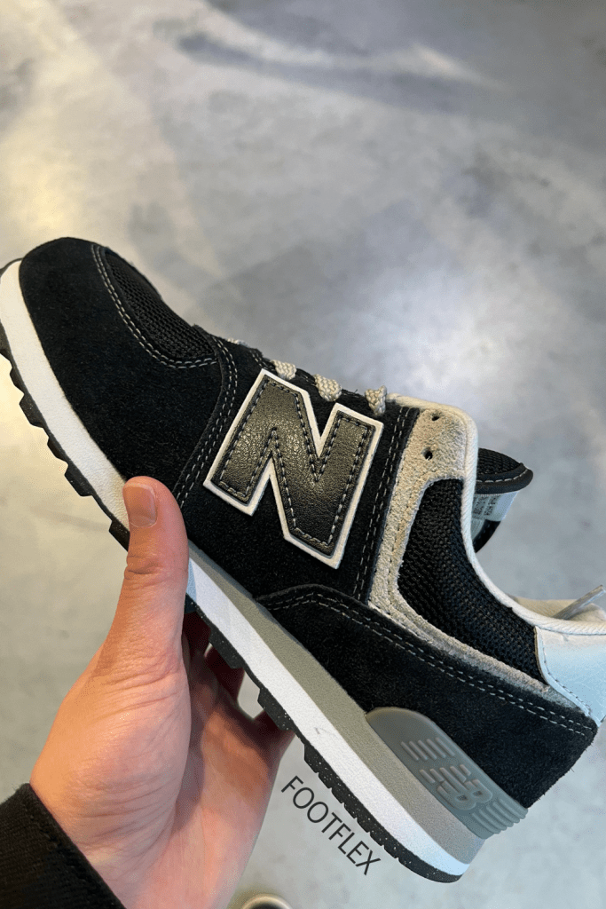 New Balance 574, NB 574, Black On Black, Sneaker Style, Classic Kicks, All Black Everything, New Balance Lovers, 574 Vibes, Sneaker head, Street Style
