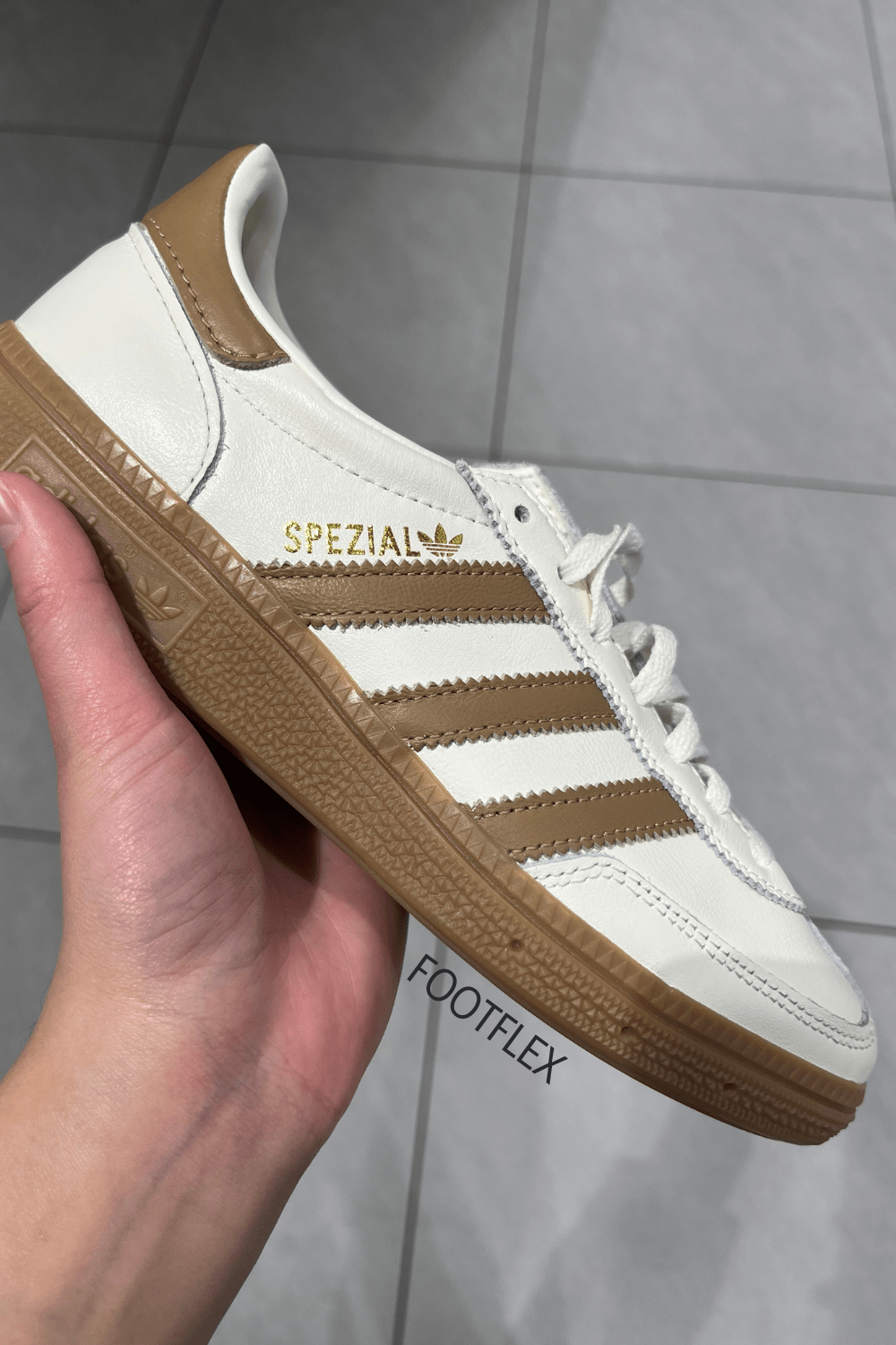 Adidas Spezial in White &&nbsp;Brown