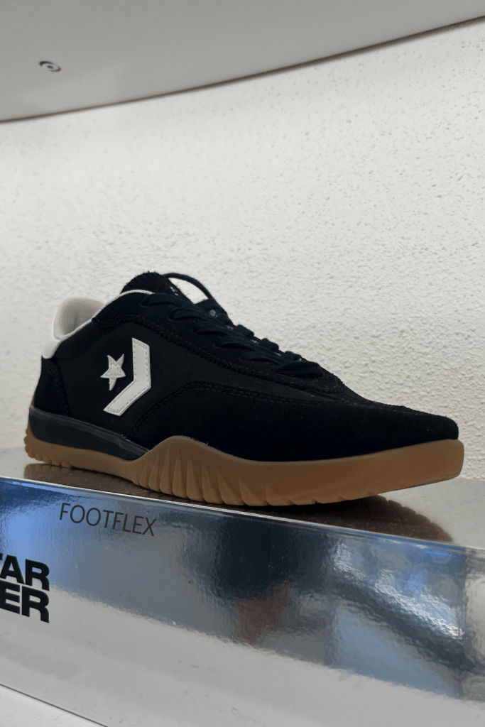 Converse, Run Star, Run Star Hike, Chuck Taylor, Converse Run Star Hike, Converse Run Star, Sneakers, In My Converse, Sneakers Of The Day, Converse All Star, Converse Original, Converse Chuck Taylor, Converse One star, Converse Women, Converse CT, Run Star Motion