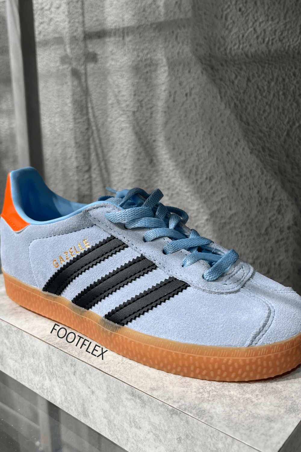 Adidas Gazelle in Blue &&nbsp;Orange