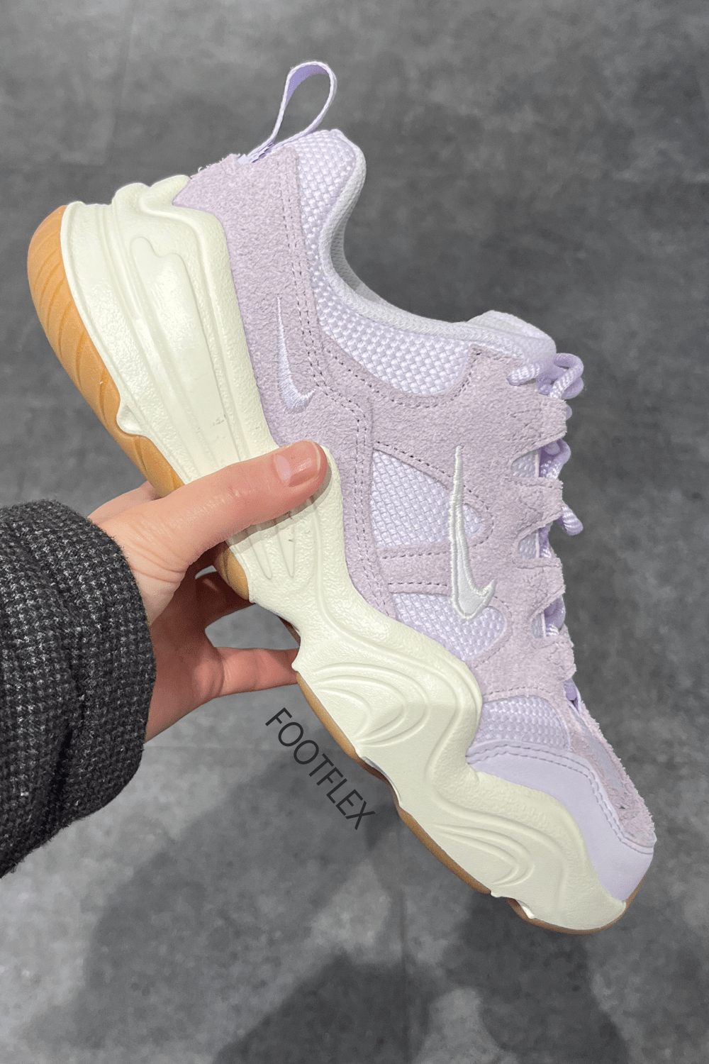 Nike Tech Hera Sneakers in&nbsp;Lilac