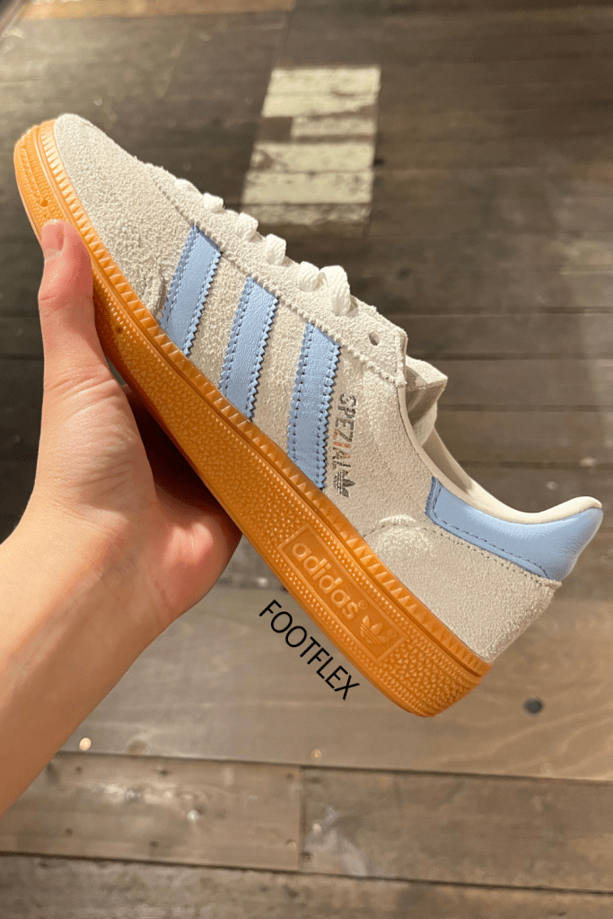 Handball Spezial, Spezial Alumina, Clear Sky Vibes, Gum Sole Style, Spezial Kicks, Alumina Spezial, Handball Sneakers, Clear Sky Spezial, Spezial Shoes, Gum Sole Love