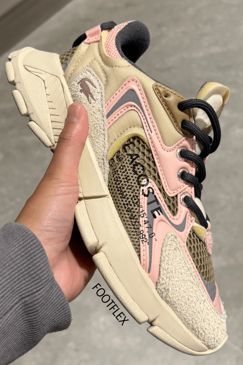 Lacoste L003 Neo 223 Trainers in&nbsp;Pink