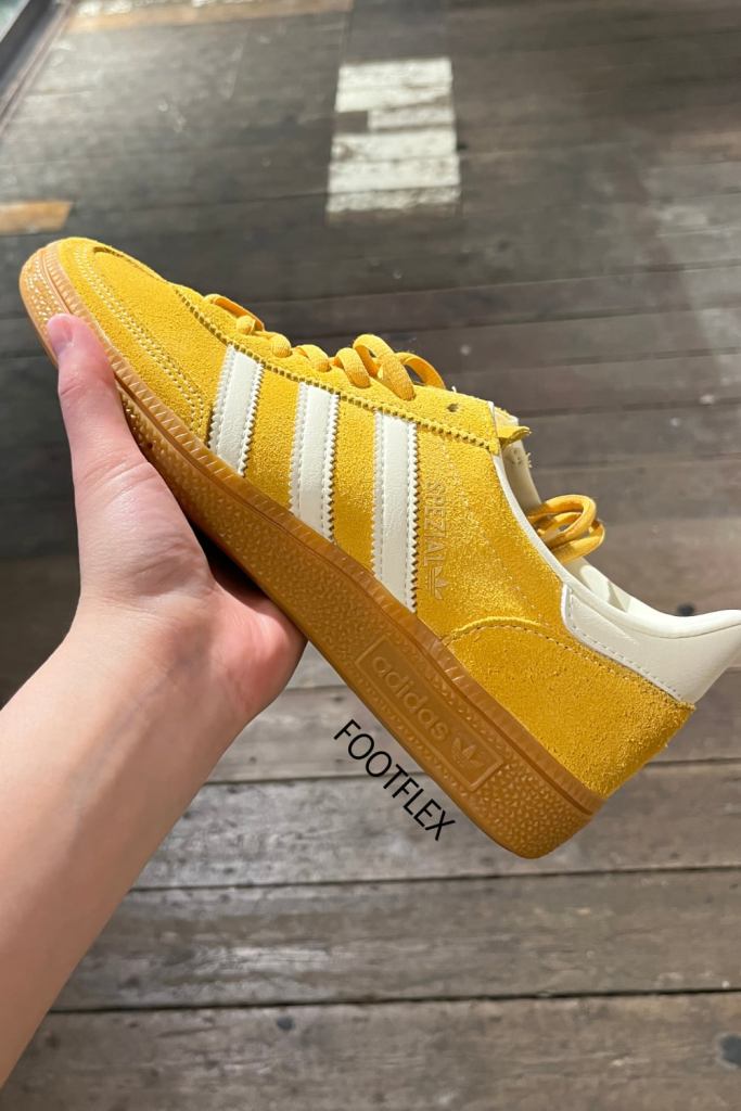 Adidas, Handball Spezial, Preloved Yellow, Adidas Originals, Classic Kicks, Retro Style, Street Style, Sneaker Head, Casual Vibes, Everyday Style, Vintage Look, Urban Fashion, Fresh Kicks, Style Icon, Adidas Spezial