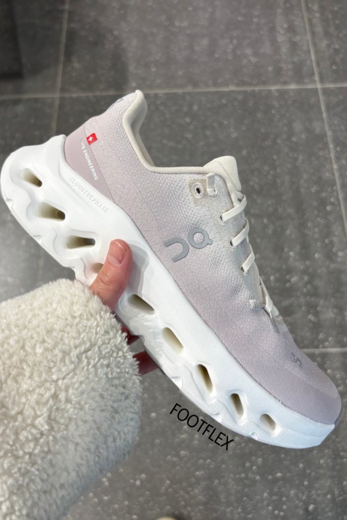 On Running, ON Cloudtilt, Cloudtilt Trainers, On Trainers, On Running Women, On Style,
Athleisure Style, Everyday Sneakers, Comfort Footwear, Lightweight Trainers, Active Lifestyle,
Pearl Fade, Neutral Sneakers, Minimal Style, Clean Aesthetic,
Gym To Street, Walking Shoes, Travel Sneakers, Performance Wear,
Womens Sneakers, Athleisure Wear, Fitness Fashion, Sneaker Style