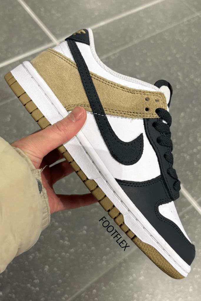 Nike Dunk Low, Dunk Low, Nike Dunks, Brown And Black, Dunk Style, Sneakerhead, Fresh Kicks, Dunk Nation, Nike Sneakers, Dunks Of The Day